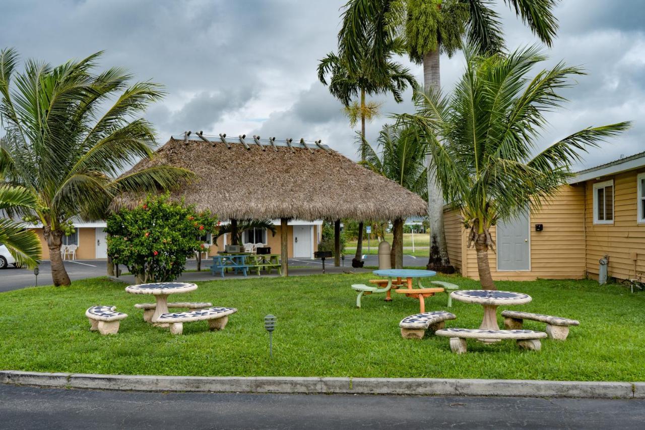 Everglades City Motel - Everglades Adventures Inn Kültér fotó